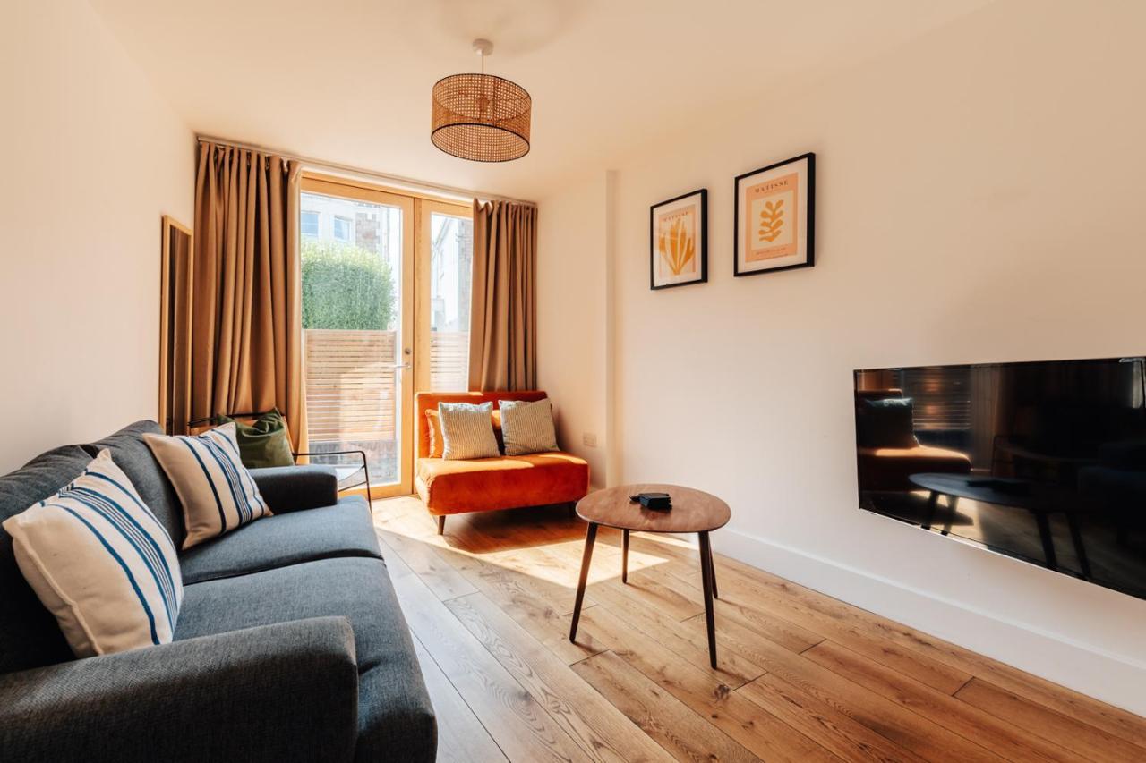 Redland Stay In Bespoke Home 2 Of 2 Bristol Esterno foto